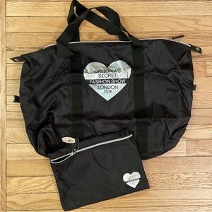 NEW, VICTORIA'S SECRET OFFICIAL FASHION SHOW LONDON 2014 TOTE BAG! BONUS POUCH!